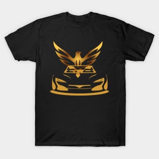 Majestic eagle collabarating with car T-Shirt